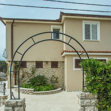 Apartments Nada Palit Exterior photo