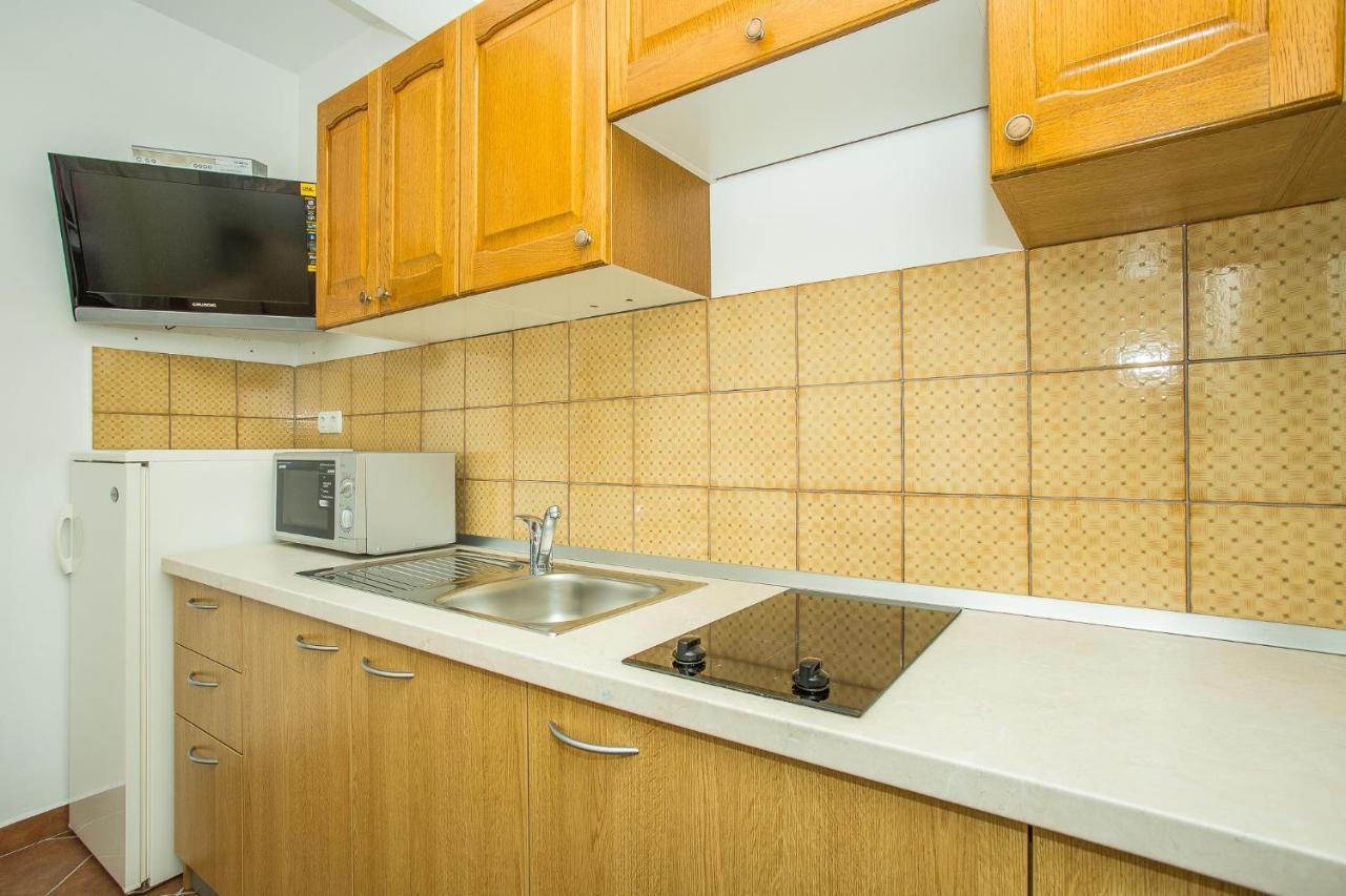 Apartments Nada Palit Exterior photo